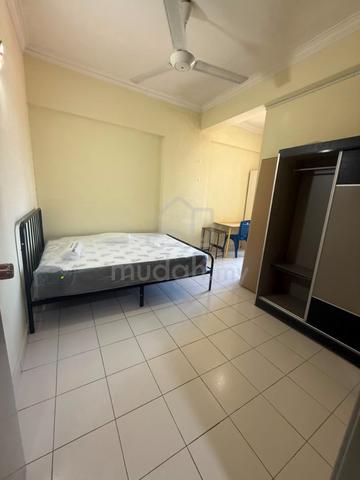 MRT Kepong, Aeon Metro Prima, Single & Couple Room 1