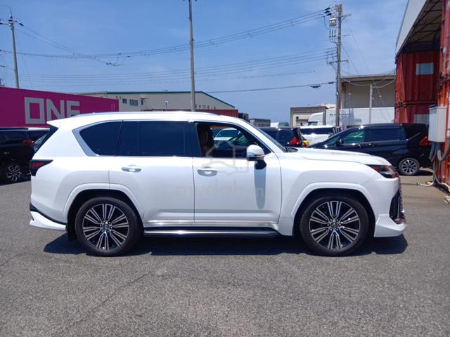 2023 BOOKNOW Modellista M/Levin Lexus LX600 3.5 - 4