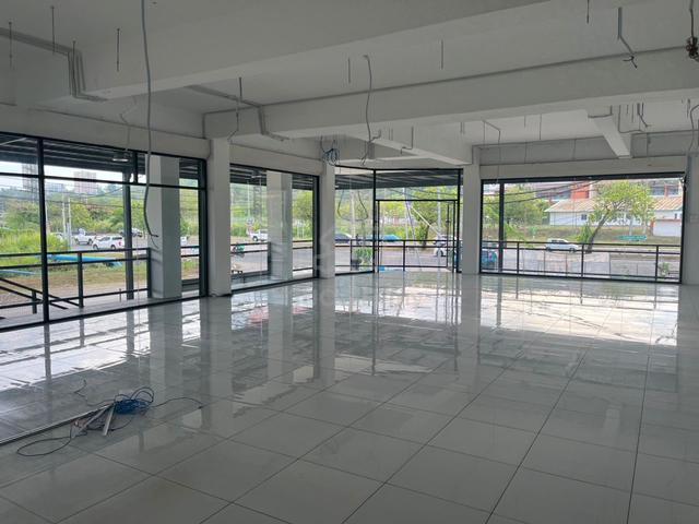 Kolombong The 6th Storey l Gound Floor Shop Lot l Fully Glass Window 1