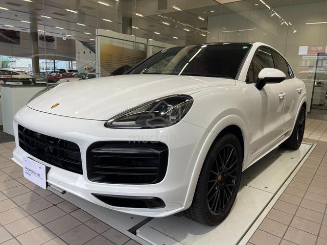 Porsche CAYENNE 4.0 V8 GTS SPORT CHRONO Red seat - 2