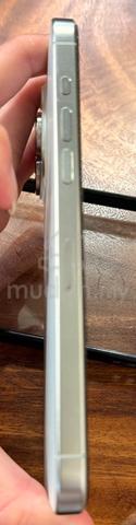 Carousel Image