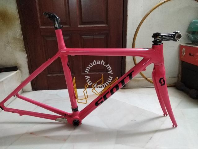 road bike scott addict carbon frame 