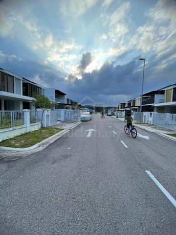Rini Home 7 Taman Mutiara Rini 1