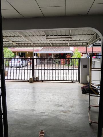 Menglembu Tingkat Kledang Double Storey House For Rent 1