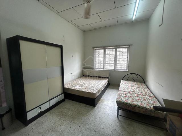 Rumah Muslim Untuk Disewa 3
