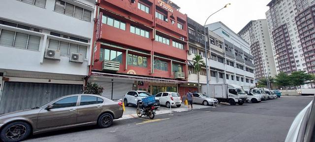 Taman Maluri, 4 Storey Shoplot, Prime Commercial Area 1