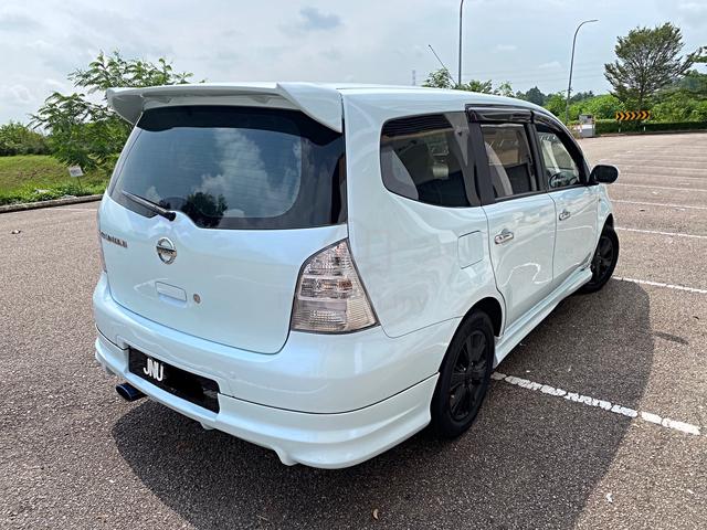 2012 Nissan GRAND LIVINA 1.8 PREMIUM/AUTECH MC - 3