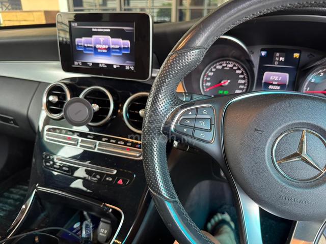 2017 Mercedes Benz C200 2.0 AVANTGARDE (CBU) (A) - 4