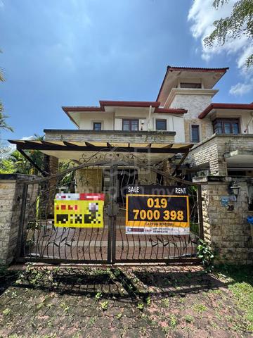 CORNER LOT - Bukit Jelutong 2 Storey Terrace 1
