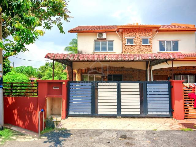 CORNER LOT Double Storey Semi D Taman Sri Tanjung Semenyih 1