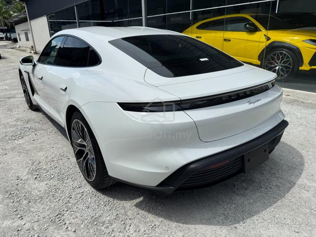 2023 Porsche TAYCAN (A) BOSS SOUND / SPORT CHRONO - 4