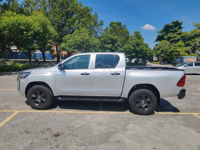 Toyota HILUX 2.4 (A) FACELIFT 35K KM F/SERVICE REC - 5