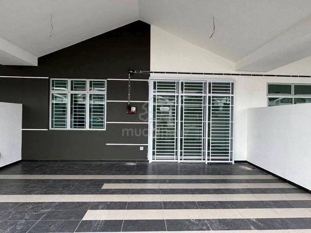 Bandar Putra Kulai/ Jalan Bayan/ Single Storey/ GNG/ Aircond/ Kulai 1