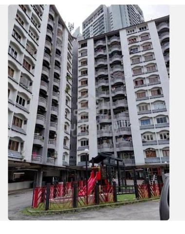 Room to let -move in June 1