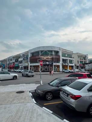 HOT AREA🔥CORNER 2 Sty Shop Lot For Rent!Bukit Tinggi 1 Klang!NEW UNIT 1