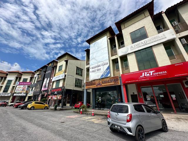 [CHEAPEST ENDLOT] 3 Storey Shoplot at Plaza Sri Tunku, Jitra Kedah 2