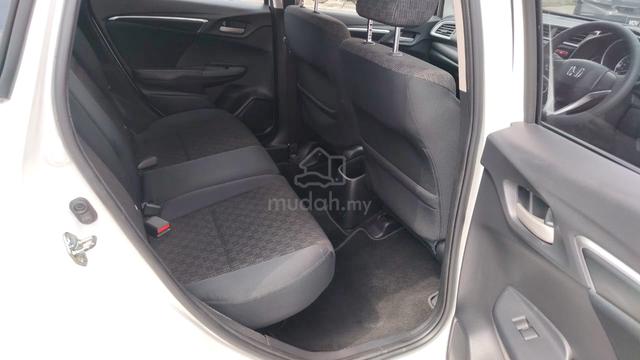 2015 Honda JAZZ 1.5 E (A) - 5