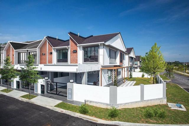 Gaji RM3K Pun Lepas‼️ Rumah 2 Tingkat Semenyih 1