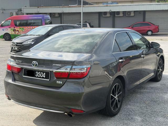 2016 Toyota CAMRY 2.5 HYBRID FULL LOAN $BACK - 2