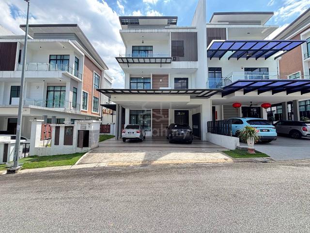Premium Exclusive 3-Storey Semi-Detached Home at Verge Melawati 1