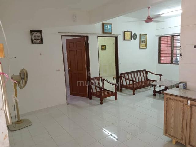 Seri Perindu Apartment 1