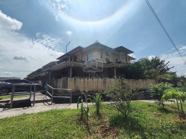 Jalan Ketek, Hakka Avenue | Double Storey Corner House for Sale 1