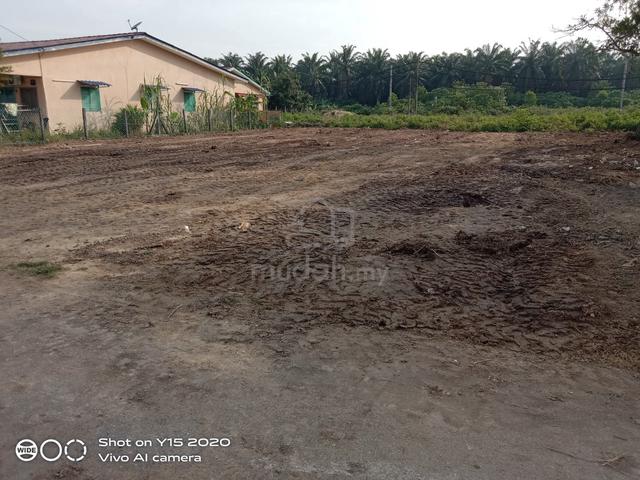 Land For Rent / Tanah Sewa Seri Manjung Perak  1