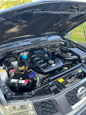 2012 Nissan NAVARA 2.5 LE (A) - 4