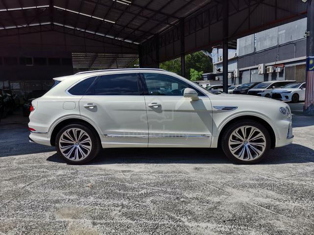 2021 Bentley BENTAYGA 4.0 V8 Beige Interior - 5