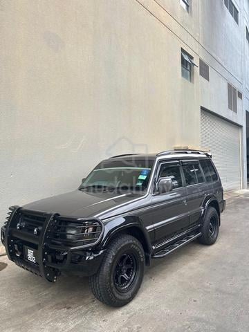 2003 Mitsubishi PAJERO 2.5 T Diesel (M) - 1