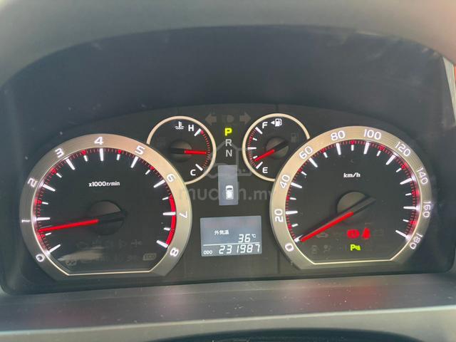 2011 Toyota VELLFIRE 2.4 V (A) - 2