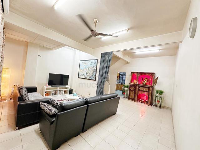 Taman Desa Cemerlang Double Storey Terrace House For Sale 1