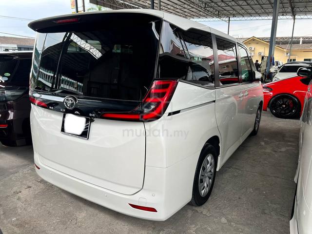 2022 Toyota NOAH 2.0 X (A) - 4