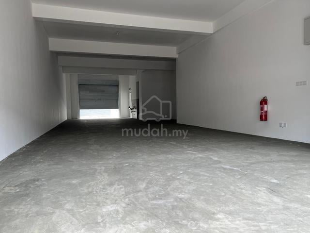 Rimbayu Tropicana Umara Newly Shop, Nearby Mc Donalds, Can Join 2 Unit 1