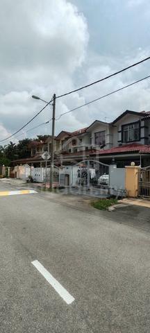 Putra Prima Puchong PP5/23 - 2Storey Freehold Extend 18x65 Guard Gated 1