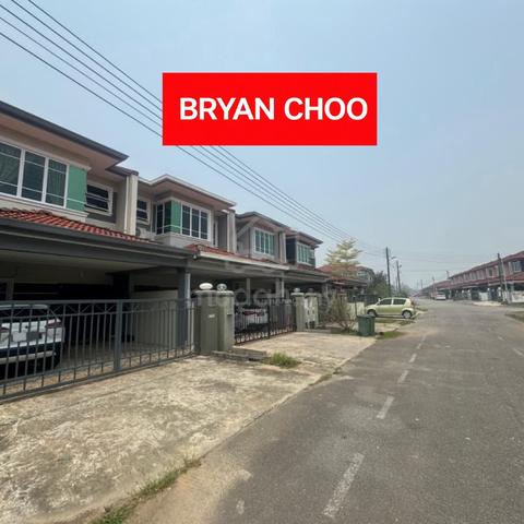 DOUBLE STOREY INTERMEDIATE HOUSE FOR RENT At KUCHING SARAWAK 1