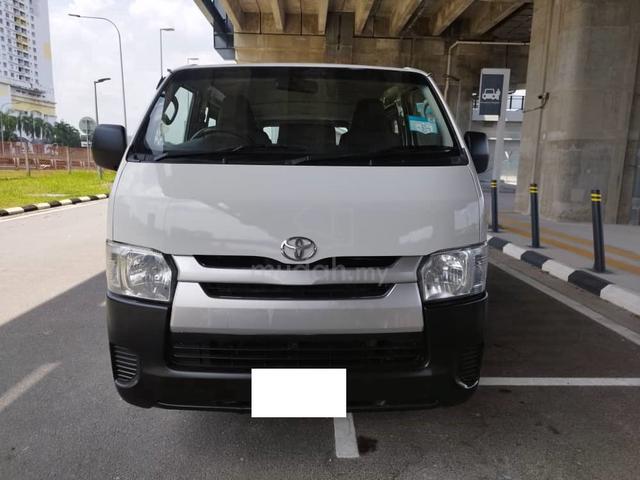 2017 Toyota HIACE 2.5 (M) Window Van 14 Seat - 3