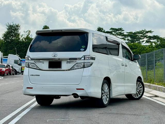 {2013} Toyota VELLFIRE 2.4 Z NICE PLATE 3000 F/Lon - 4