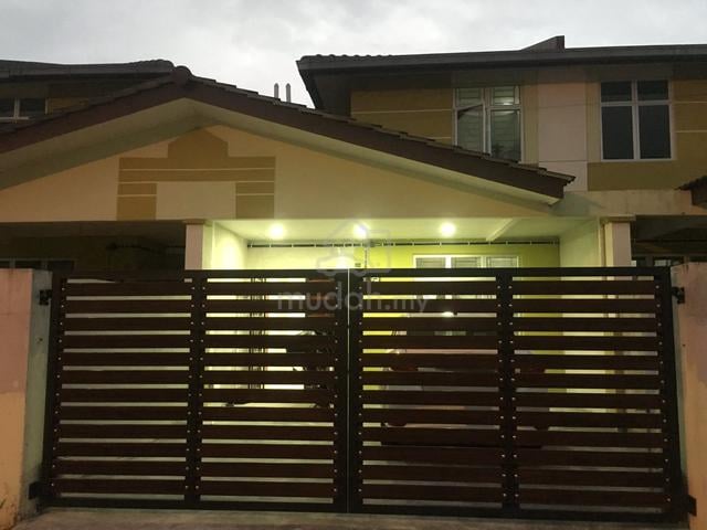 Gelang Patah, Taman Nusantara, Private Room for Rent(air cond, Wifi) 1