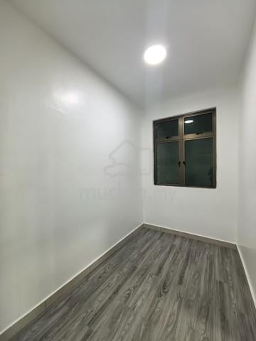 Parc Regency 5