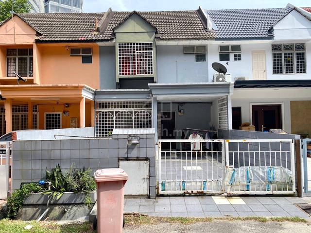 PRIME LOCATION ‼️ 2 Storey Terrace, Taman Kelana Indah Ss 7 1
