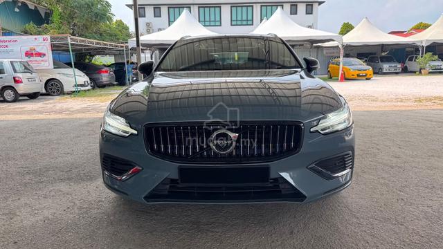 2022 Volvo V60 2.0 RECHARGE T8 Warranty until 2027 - 3