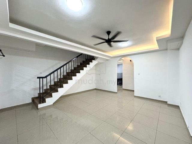 For Rent Bukit Indah, Jalan Indah Double Storey terrace 1