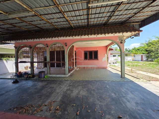 277 Satu unit bungalow untuk di jual di Bercham 1