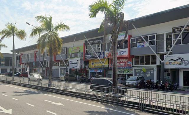 GFloor & Mezz Floor Shoplot Machang bubok Main Road For Rent 1