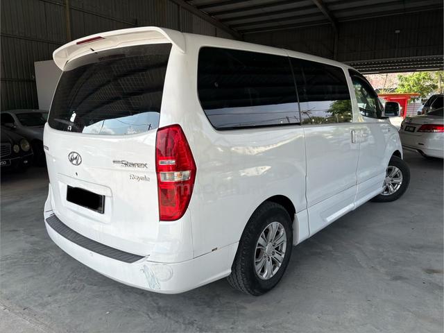 2014 Hyundai GRAND STAREX 2.5 ROYALE PREMIUM (A) - 2