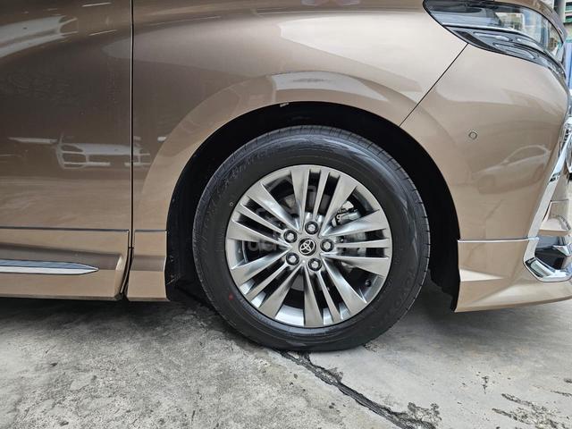 2025 Toyota Alphard Z -Premium 2.5L - 3