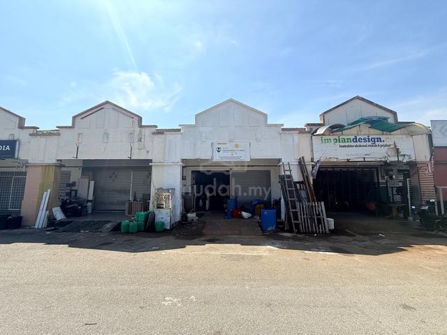 [NON BUMI UNIT!!]  Single Storey Shoplot Saujana Utama 1,Sungai Buloh 1