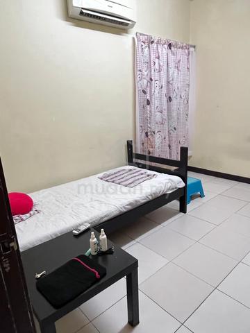 Fully Furnished Selangor Kota Damansara Room For Rent 1