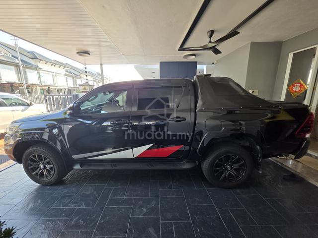 2024 Toyota HILUX 2.8 GR SPORT (A) - 5